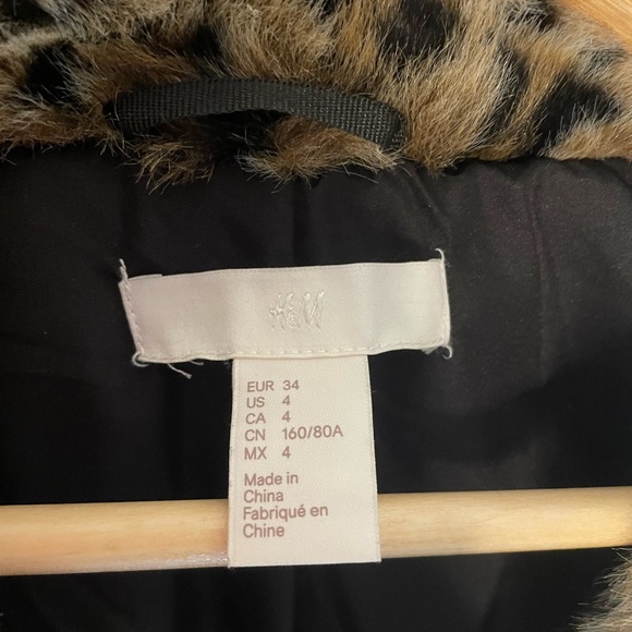 H&M leopard faux fur coat - Picture 2 of 3
